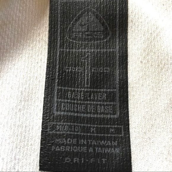 NIKE ACG Women Dri Fit Base Layer Silver Gray 1/4 Zip Mock Pullover M 8-10 - Picture 6 of 14